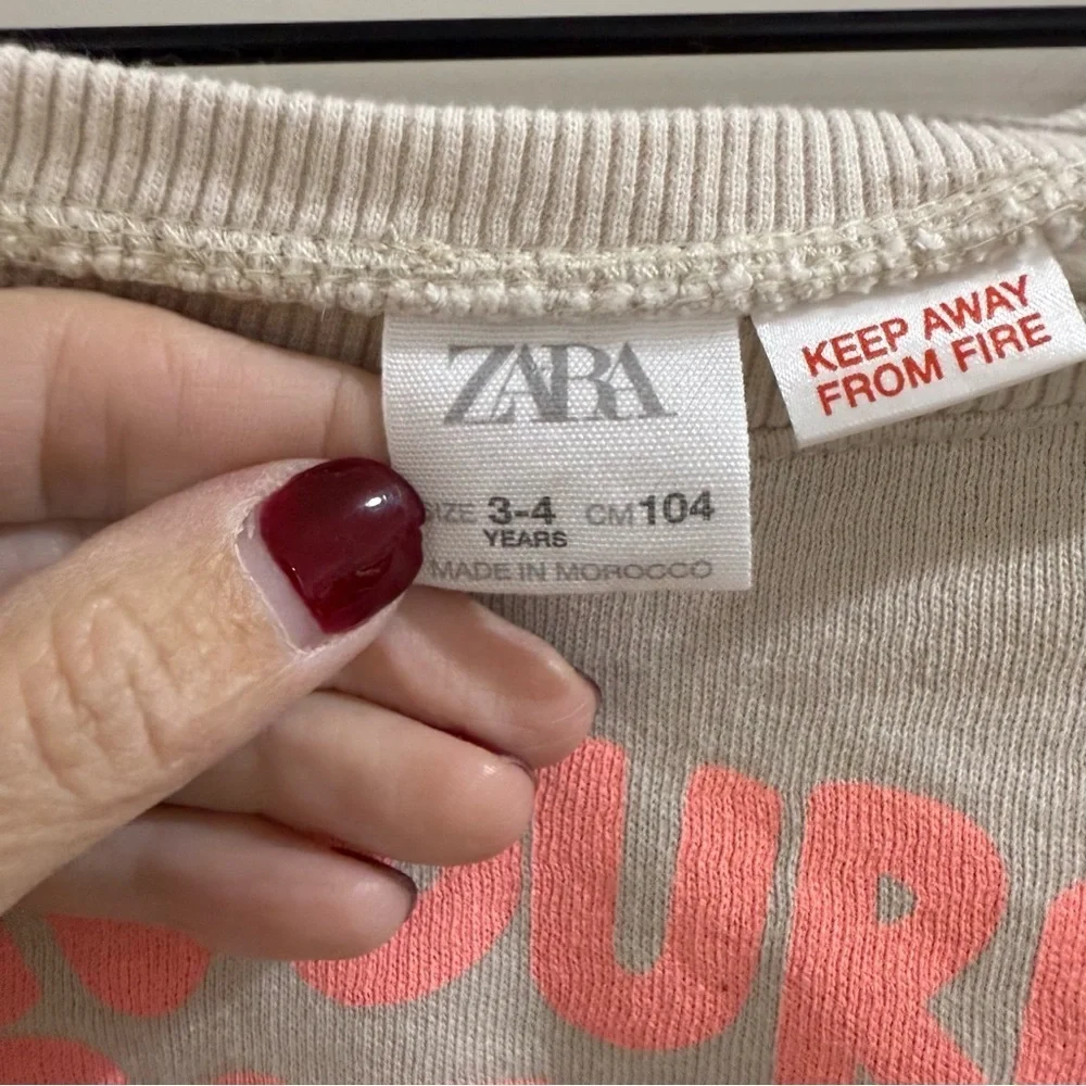 ZARA | favorite friends always joy tiger crew neck sweatshirt